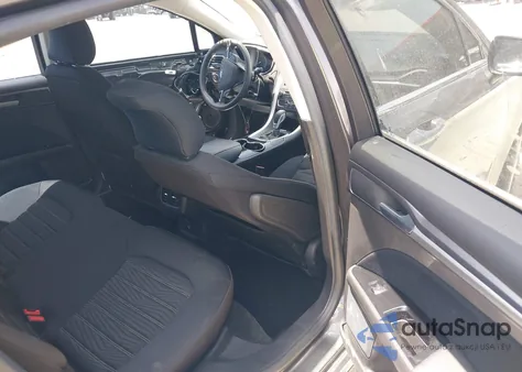 2016 Ford Fusion Se z USA, uszkodzony, nr VIN 3FA6P0H72GR254624